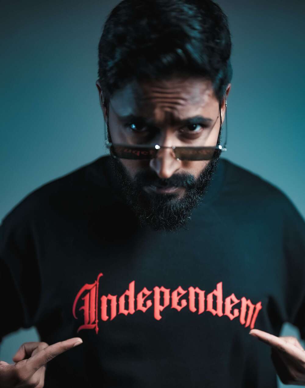 INDEPENDENT BLACK ( oversized t shirt ) - Image 3